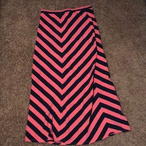 Long navy blue and pink skirt